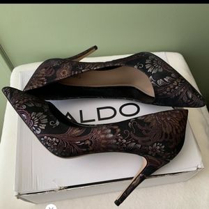 Aldo Uloaviel metallic floral 3.5" pumps sz 8